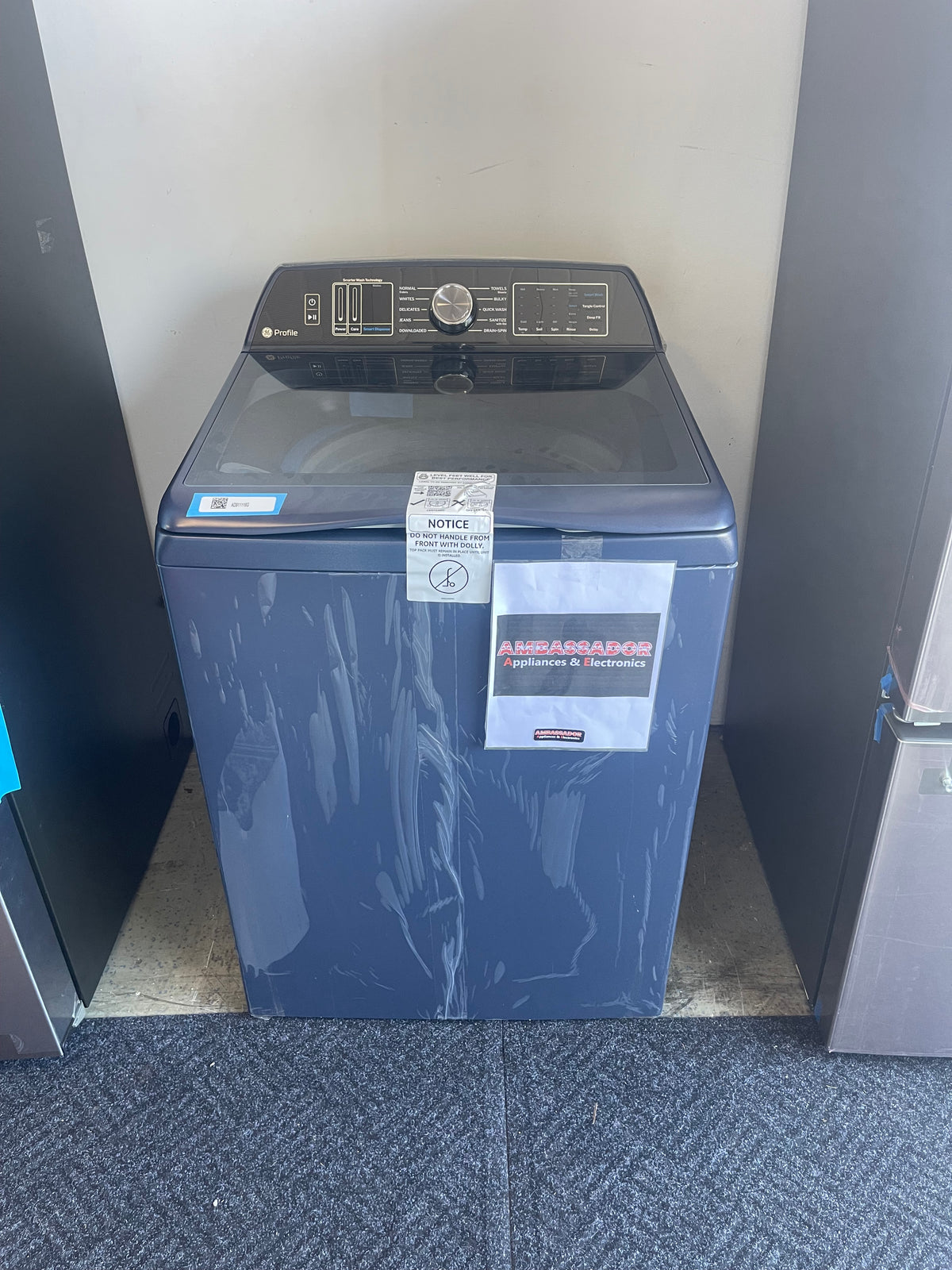 GE Profile 28” (6.2 Cu.Ft) Top Load IEC Washer With Smarter Wash Technology (Sapphire Blue)