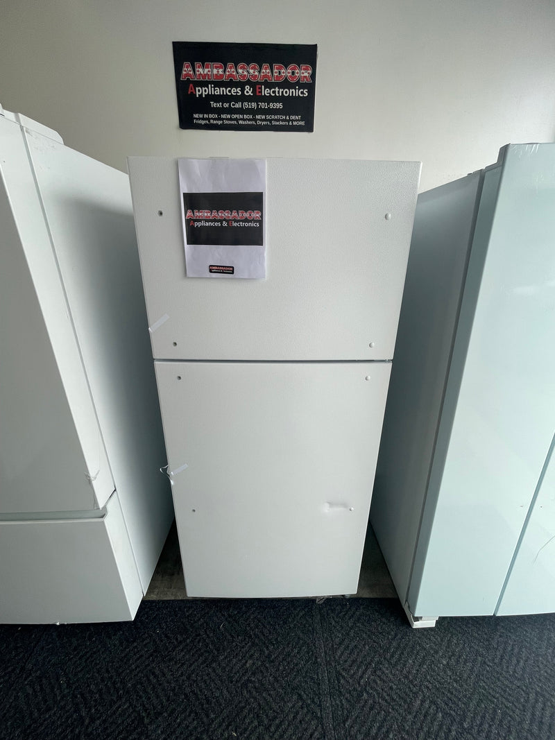 30” Moffat (18 Cu.Ft) Top Freezer Refrigerator ￼