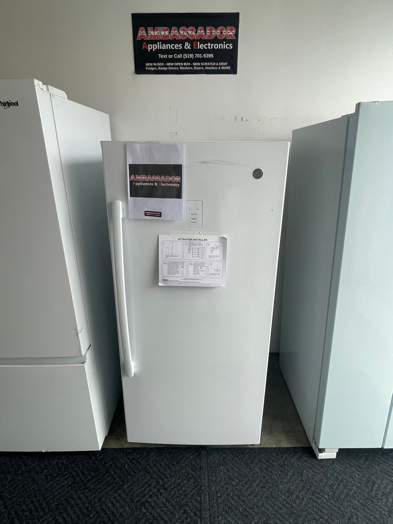 28.5” GE (14.1 Cu.Ft) Frost Free Upright Freezer (Energy Star) White