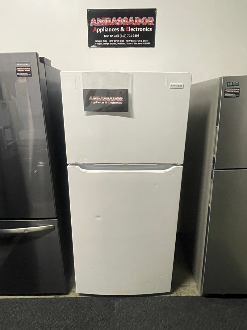 Frigidaire 30” (20 Cu.Ft) Top Freezer Refrigerator (White)
